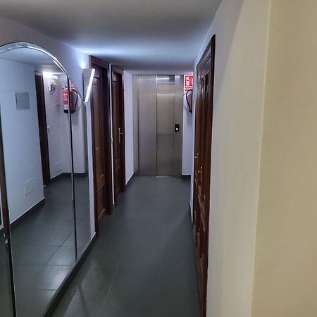 Hostal La Frontera Ferrol Exterior foto
