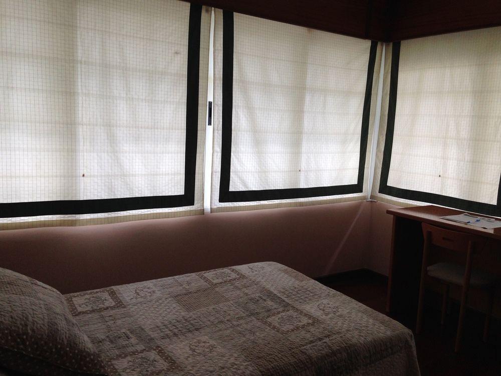 Hostal La Frontera Ferrol Exterior foto